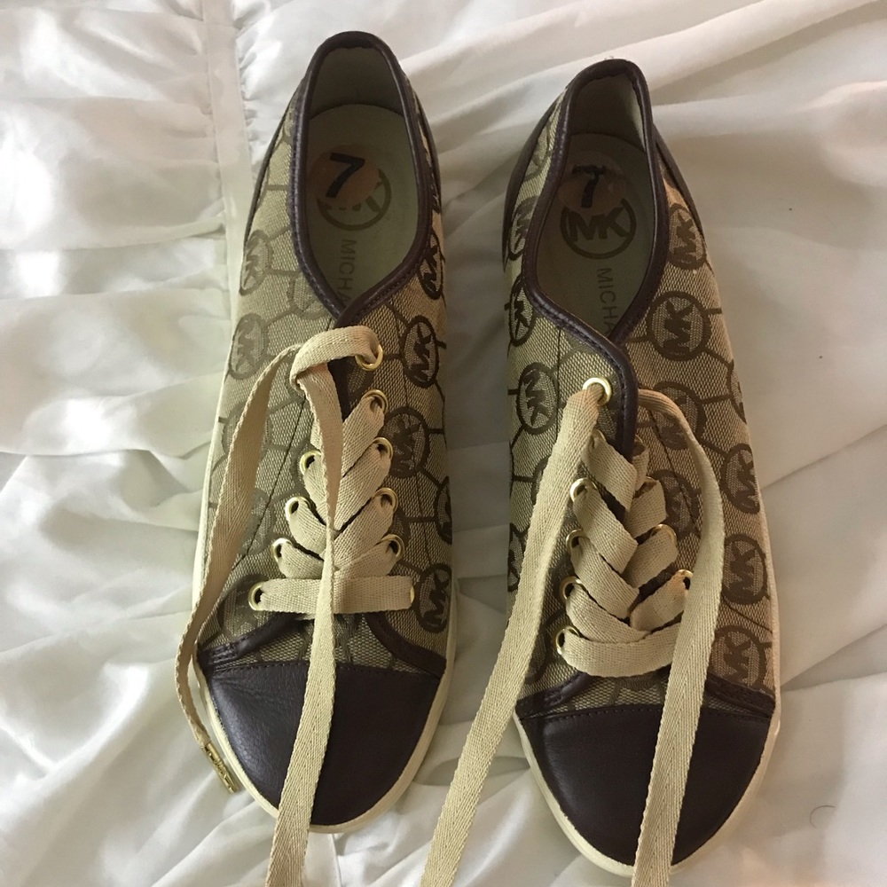 Michael Kors Sneakers! ❤️